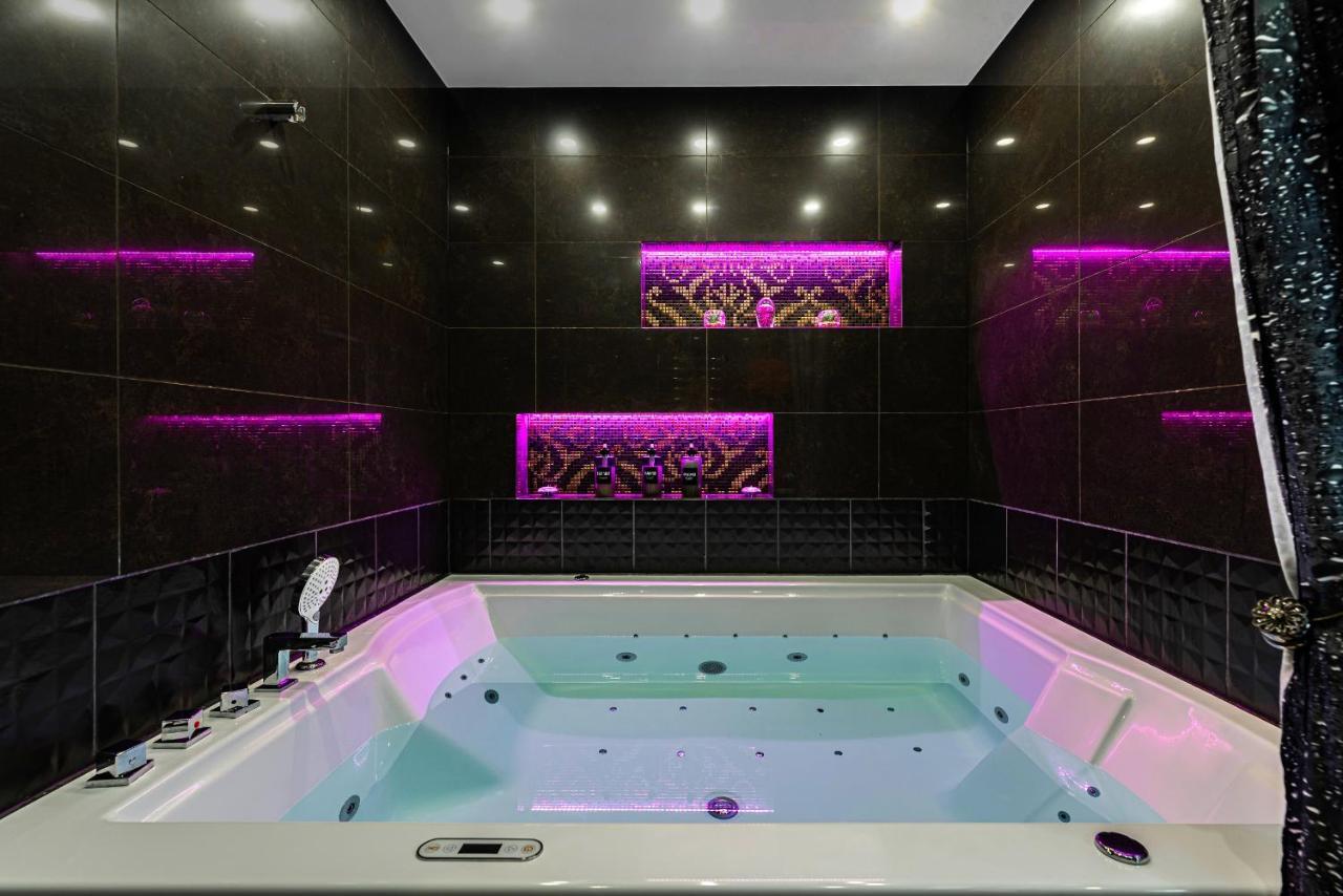 Luxecityapartment Appartamento Reval